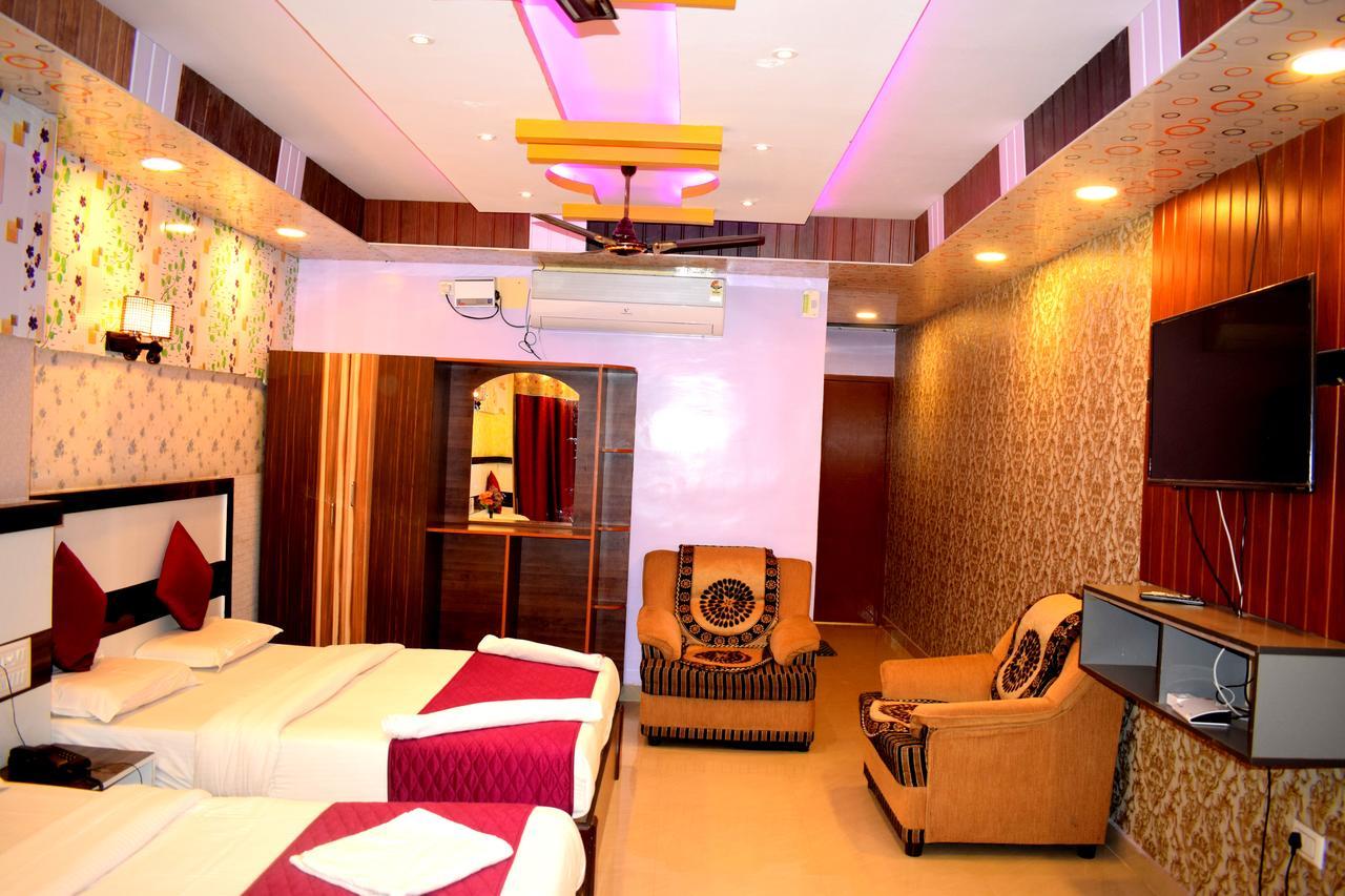 Hotel Kaveri Palace Мисор Екстериор снимка