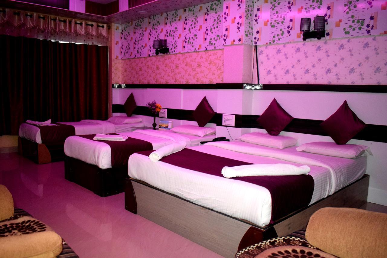 Hotel Kaveri Palace Мисор Екстериор снимка